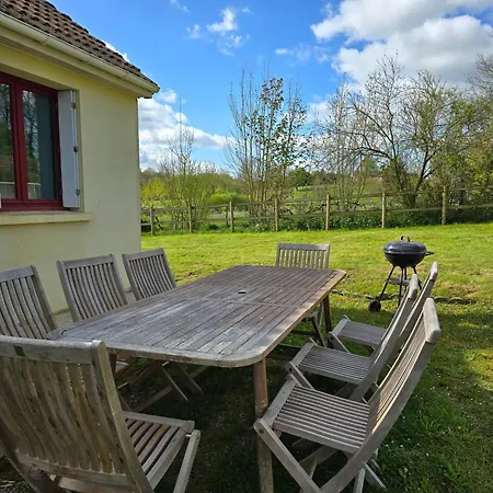 Maison Avec Vue Sur Etang Dans Le Perche *